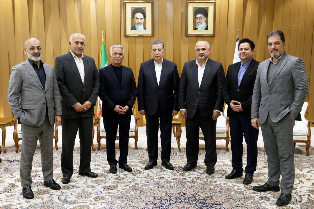 اعضای محترم هیئت رئیسه اتاق بازرگانی، صنایع، معادن و کشاورزی ایران