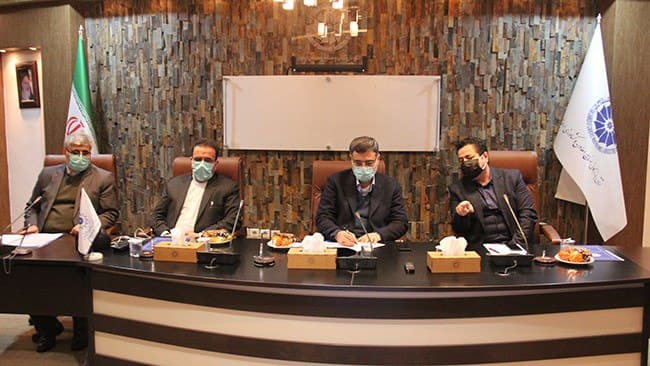 حسین پیرموذن در جلسه شورای گفت‌وگوی اردبیل دلار 4200 تومانی در بودجه 1400 حذف شود